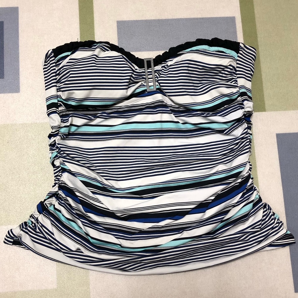 🌸SOLD🌸 WHBM Strapless Tankini Top